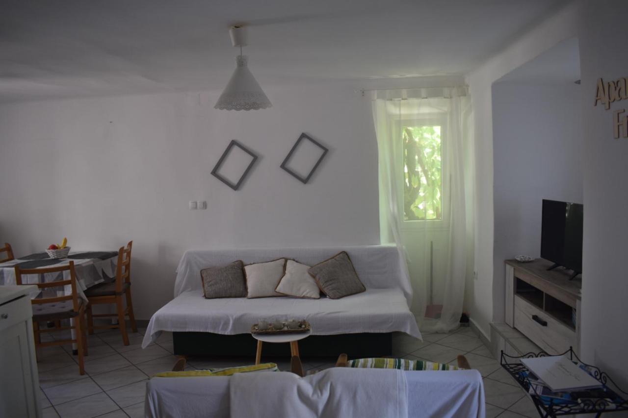 ילסה Apartment Estera מראה חיצוני תמונה